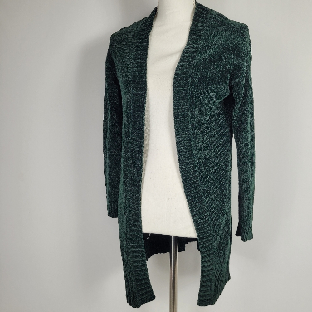 Ambiance Apparel Green Polyester Sweater Size Small